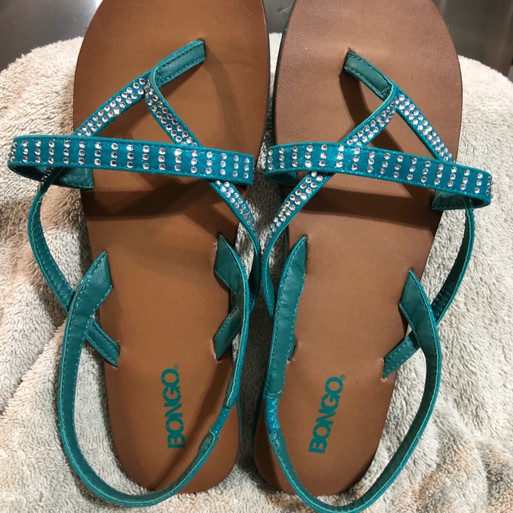 Aquamarine/teal Flat flip flop style sandal sz 8.5